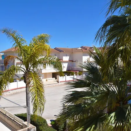 Punta Di Mola House *