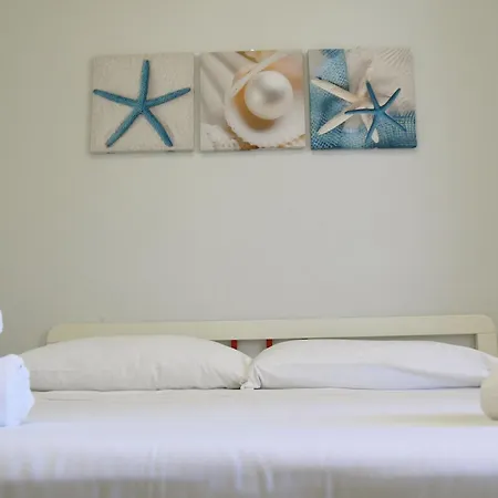 Punta Di Mola House *